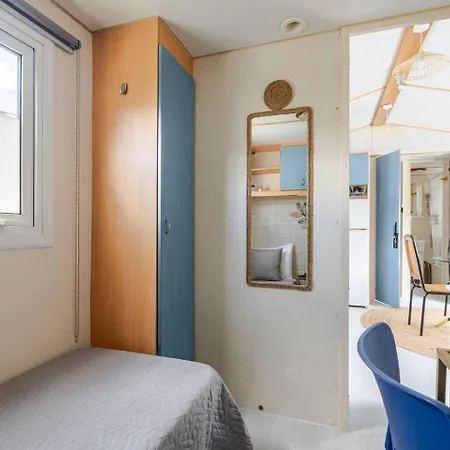 Parque de Campismo 1a Casa Azul Pataias